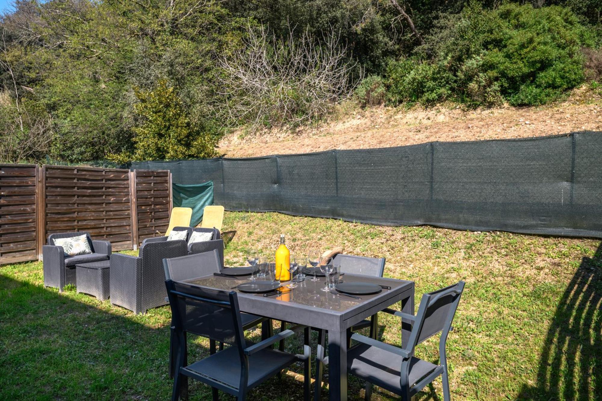 Cosy & Chill Appartements - 10 Min De La Mer - Jardin, Netflix, Terrasse, Fibre & Parking Cagnes-sur-Mer Eksteriør billede